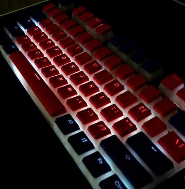 Ducky Pudding Red & Blue 108-Keycap Set PBT Double-Shot US Layout 