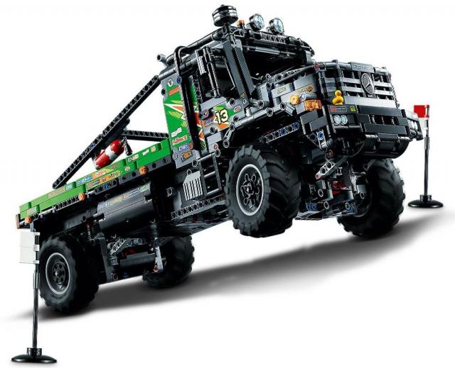 LEGO Technic - 4x4 Mercedes Benz Zetros Offroad-Truck - 42129 