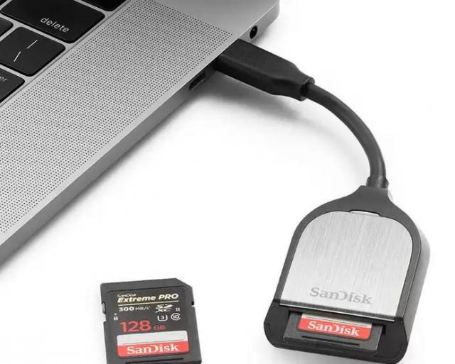 Четец за карти SanDisk Extreme PRO, USB-C, SD-SDDR-409-G46 