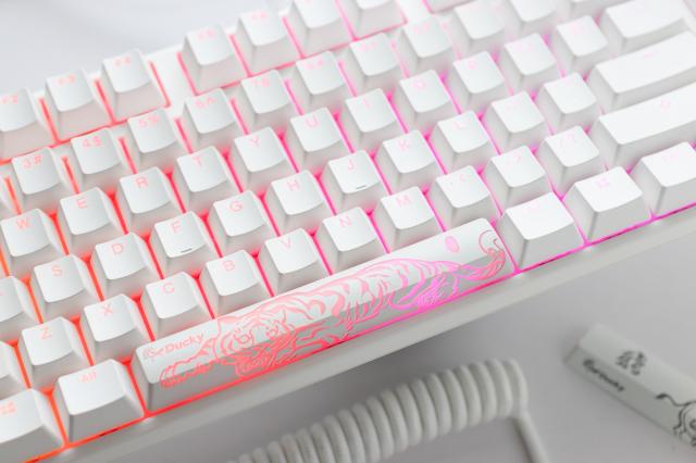 Геймърскa механична клавиатура Ducky One 3 Pure White TKL Hotswap Cherry MX Clear, RGB, PBT Keycaps 