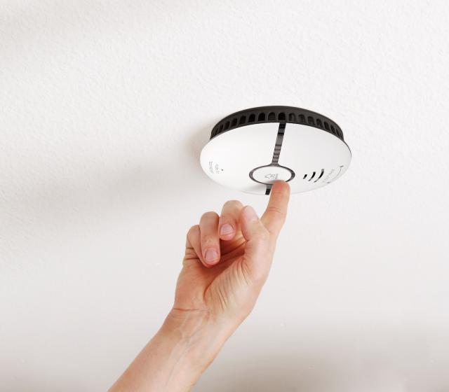 SMART HOME Wifi optical smoke detector 