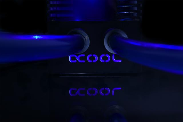 Alphacool Eisstation DC-Ultra incl. Alphacool DC-LT 2600 Ultra pump 