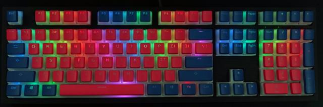 Капачки за механична клавиатура Ducky Pudding Red & Blue 108-Keycap Set PBT Double-Shot US Layout 