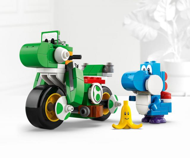 LEGO  Super Mario Mario car - Yoshi bike, 72031 