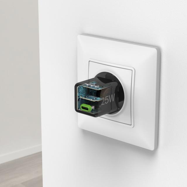 HAMA Бързо мини зарядно 220V, USB-C, PD/Qualcomm, 25 W, черен 