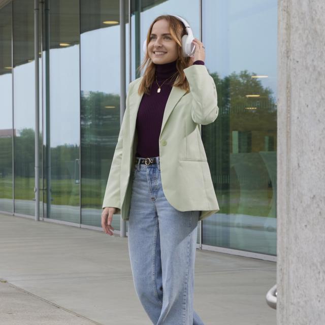 Hama "Spirit Calypso III" Bluetooth® Headphones, Over-Ear, Bass Boost, Fold, wht 