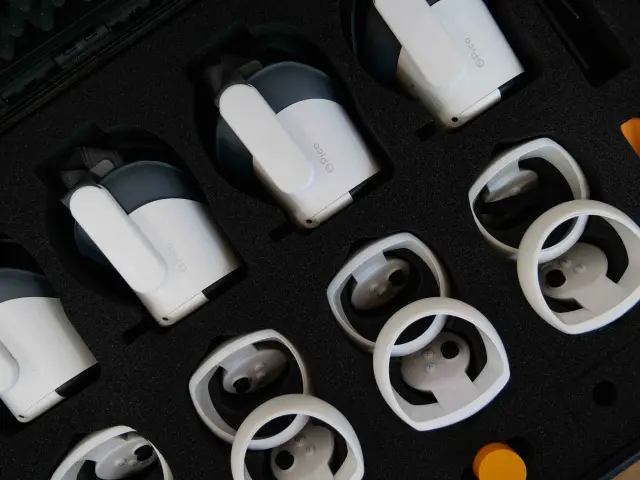 VR Expert Комплект 10 бр. PICO Neo 3 VR очила, куфар, рутер, таблет и аксесоари 
