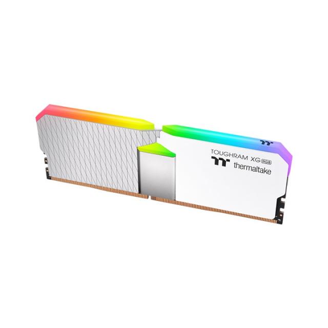 Памет Thermaltake Toughram XG RGB White 32GB(2x16GB) DDR4 3600MHz RG06D416GX2-3600C18B 