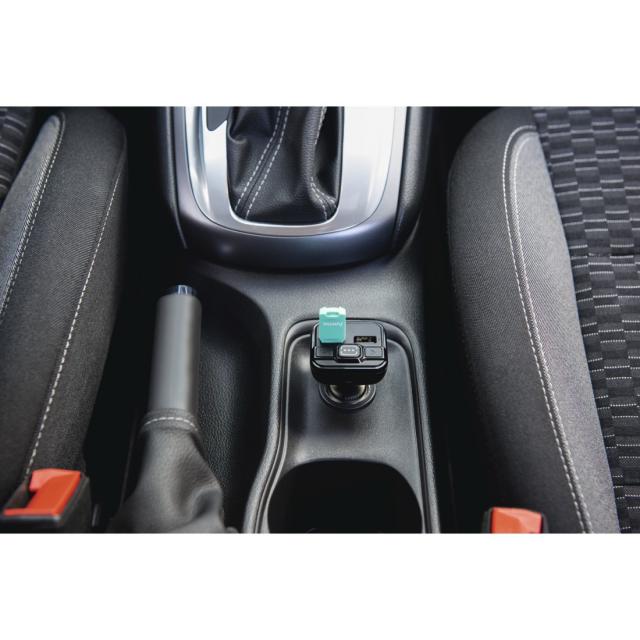 Hama FM Transmitter with AUX-IN + USB-IN 