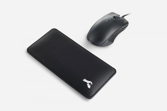 Mouse Wrist Rest Glorious Padded 