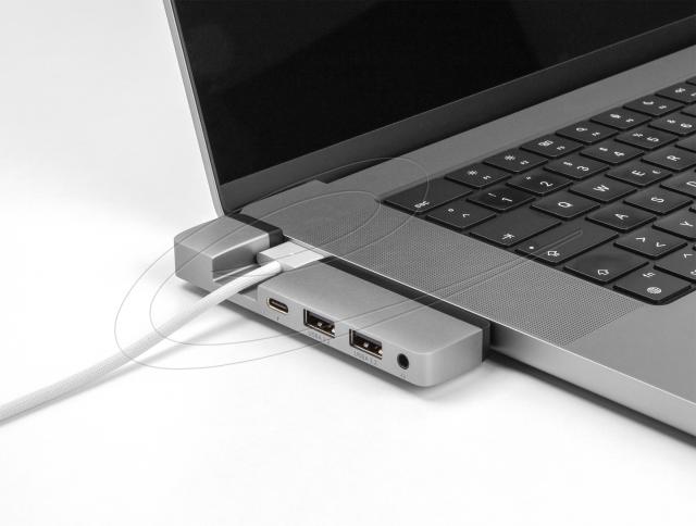 Delock Docking Station for MacBook Pro / MacBook Air Thunderbolt™ 4 with 5K Resolution / 100 W PD / 10 Gbps Hub / LAN / Audio 