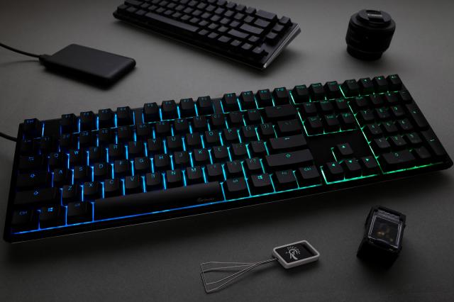 Геймърскa механична клавиатура Ducky One 3 Classic Full Size Hotswap Cherry MX Black, RGB, PBT Keycaps 