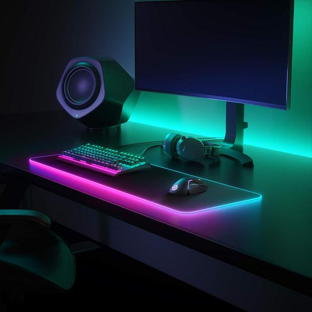 Геймърски пад SteelSeries QcK Prism Cloth - XXL RGB, Черен 