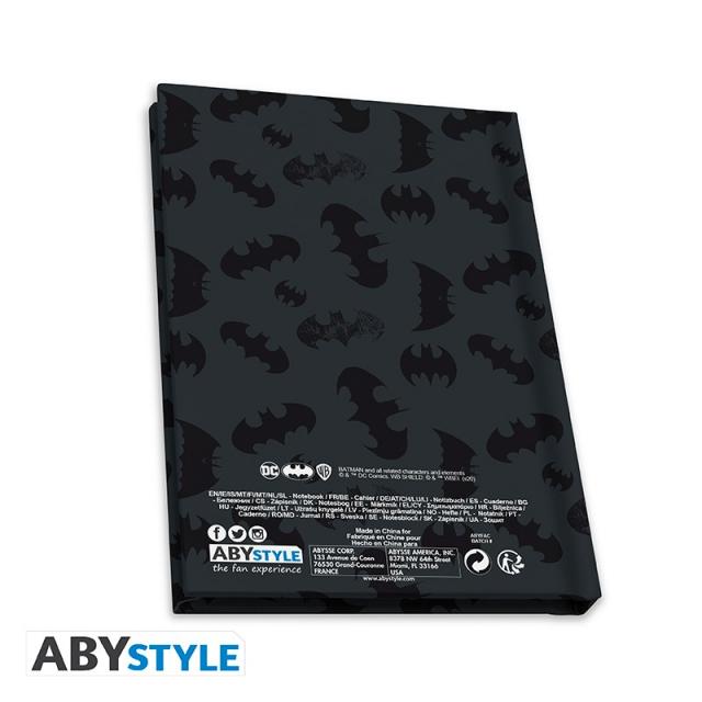 Комплект ABYSTYLE DC COMICS - Pck XXL glass + Pin + Pocket Notebook "Batman" 