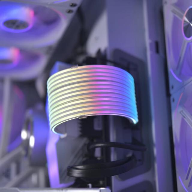 Удължителни RGB кабели Lian-Li Strimer Plus V2, 24-PIN, RGB, PCIe 