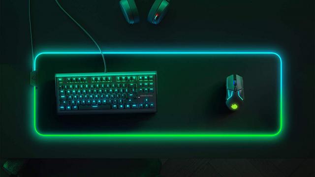 Геймърски пад SteelSeries QcK Prism Cloth - XXL RGB, Черен 