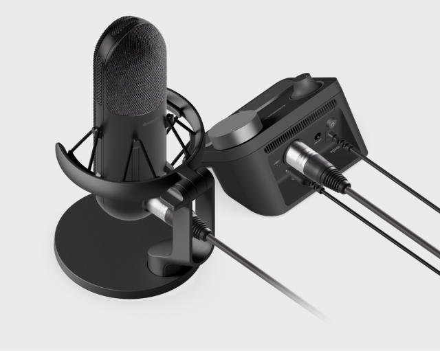 Desktop XLR Microphone SteelSeries Alias PRO 