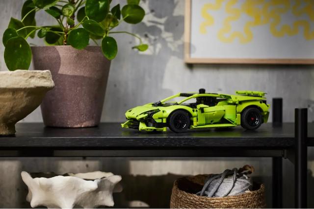 LEGO Technic - Lamborghini Huracan Tecnica - 42161 