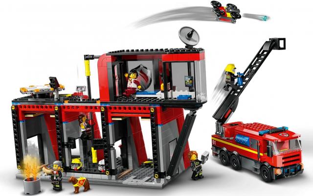 LEGO City - Fire Station with Fire Truck - 60414 