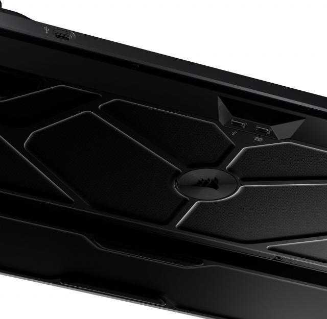 Gaming Mechanical keyboard CORSAIR GALLEON 100 SD CRS MLX Pulse Switch - Black 