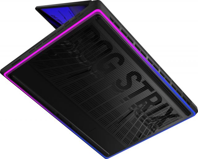 Notebook ASUS ROG Strix SCAR 18 2026 G835LXG-TQ489X - 18" Mini LED UHD+ 240Hz, , Intel Core Ultra 9 290HX, 64GB DDR5, 2TB SSD, RTX 5090 24GB GDDR7, Win 11 Pro 