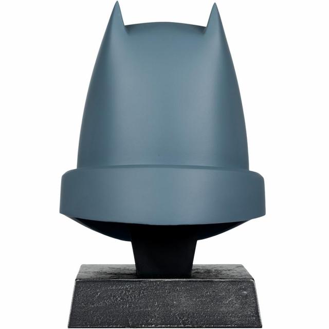 DC Direct Armored Batman (The Dark Knight Returns) Cowl Replica 1:3 Scale McFarlane Figure 