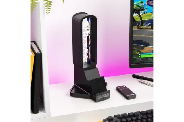 Paladone: Fortnite - Desk Headphone Stand With Light 