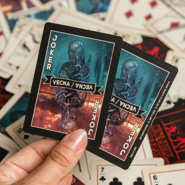 Playing cards Paladone: Stranger Things 5 